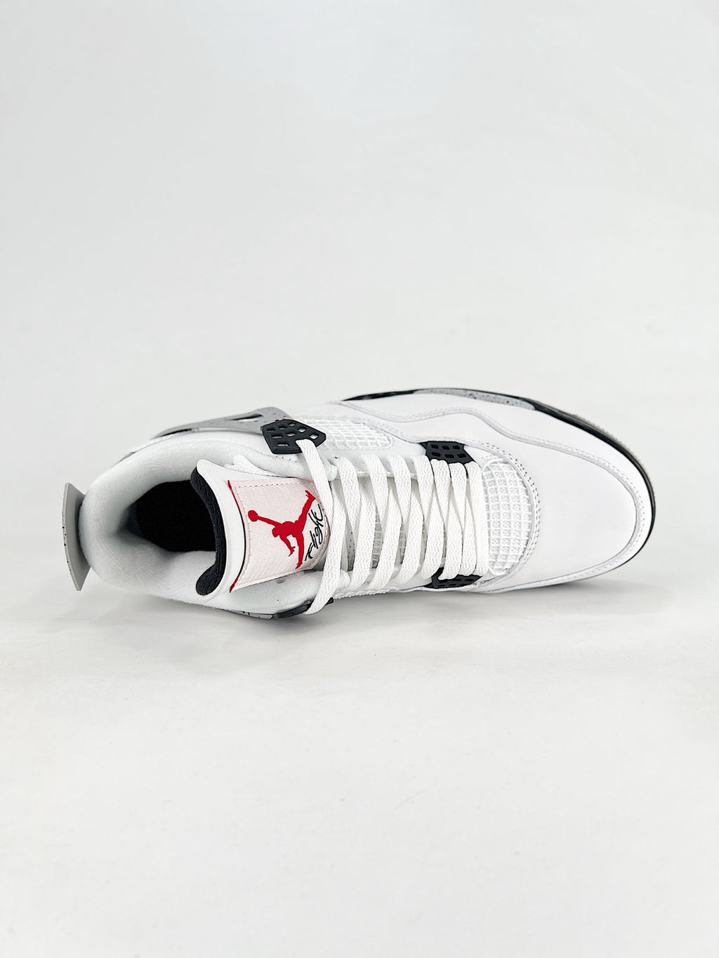 JORDAN RETRO 4 WHITE CEMENT