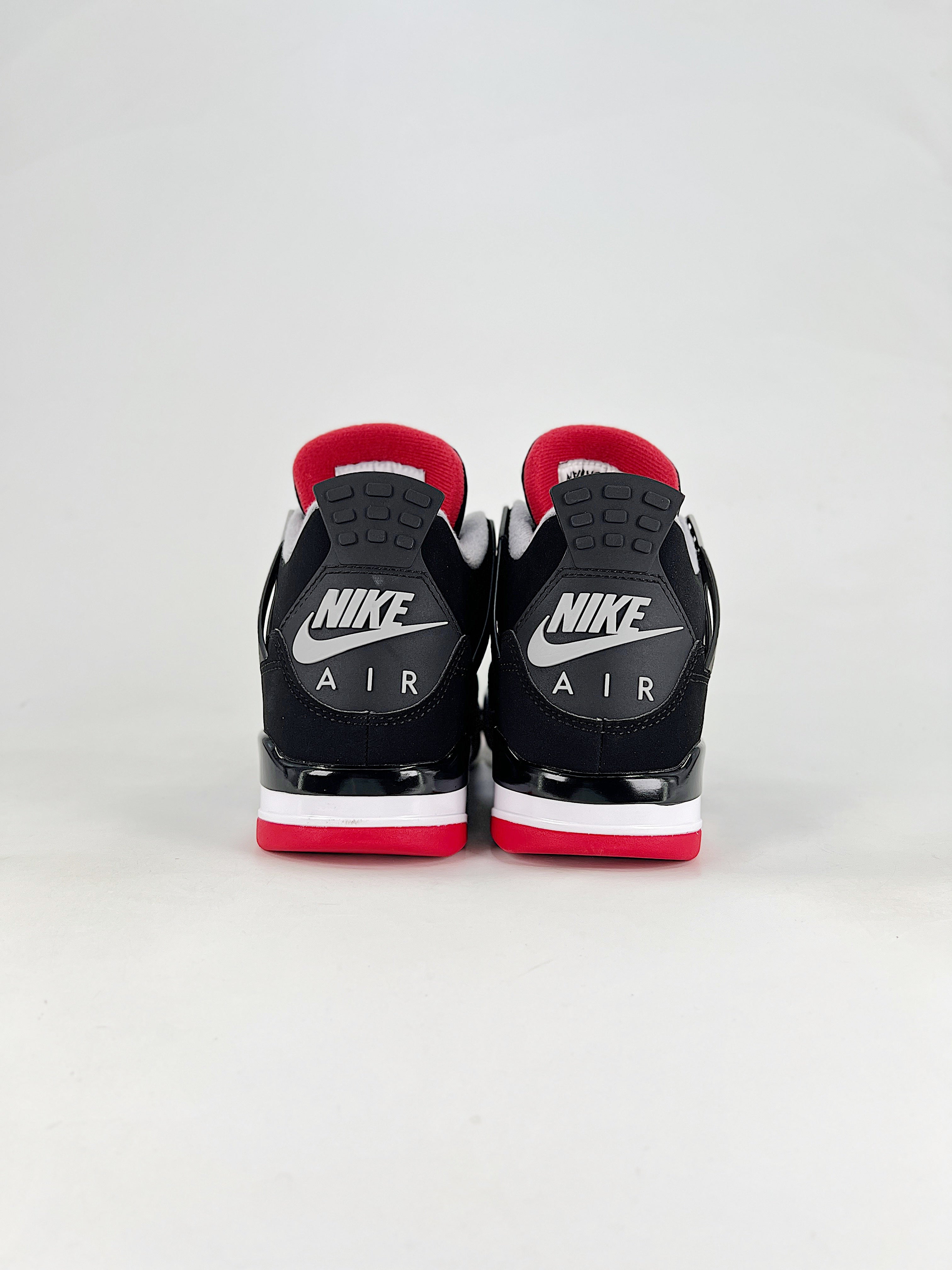 JORDAN RETRO 4 BRED