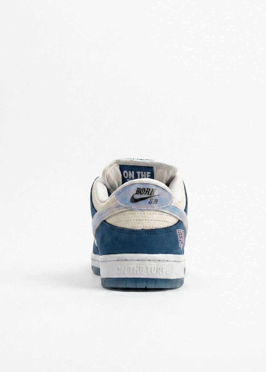 NIKE SB DUNK LOW X BORN X RAISED