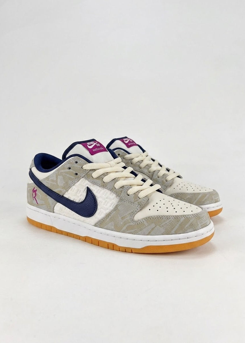 NIKE SB DUNK LOW X RAYSSA LEAL