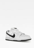 NIKE SB DUNK LOW WHITE & BLACK